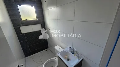 Casa á Venda No Bairro Lagoa Dourada - Neves