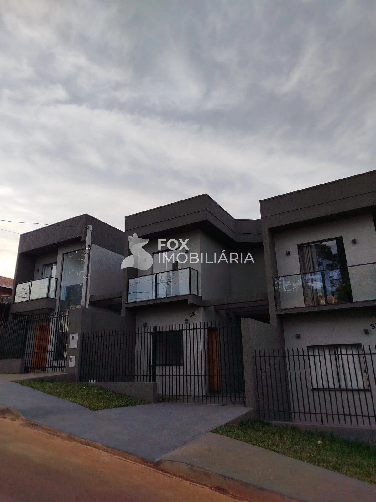 Sobrado A Venda No Bairro órfãs