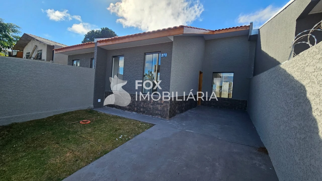 Casa à Venda No Bairro Lago Dourada - Neves