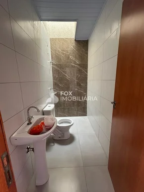 Casa à Venda No Bairro San Martins - Neves