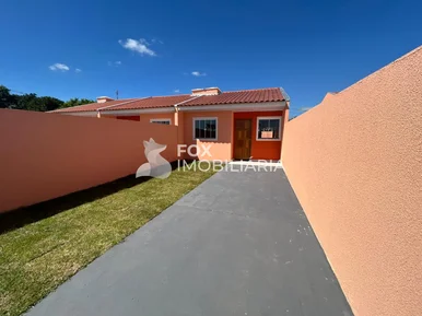 Casa à Venda No Bairro San Martins - Neves