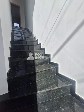 Sobrado à Venda No Bairro Ronda