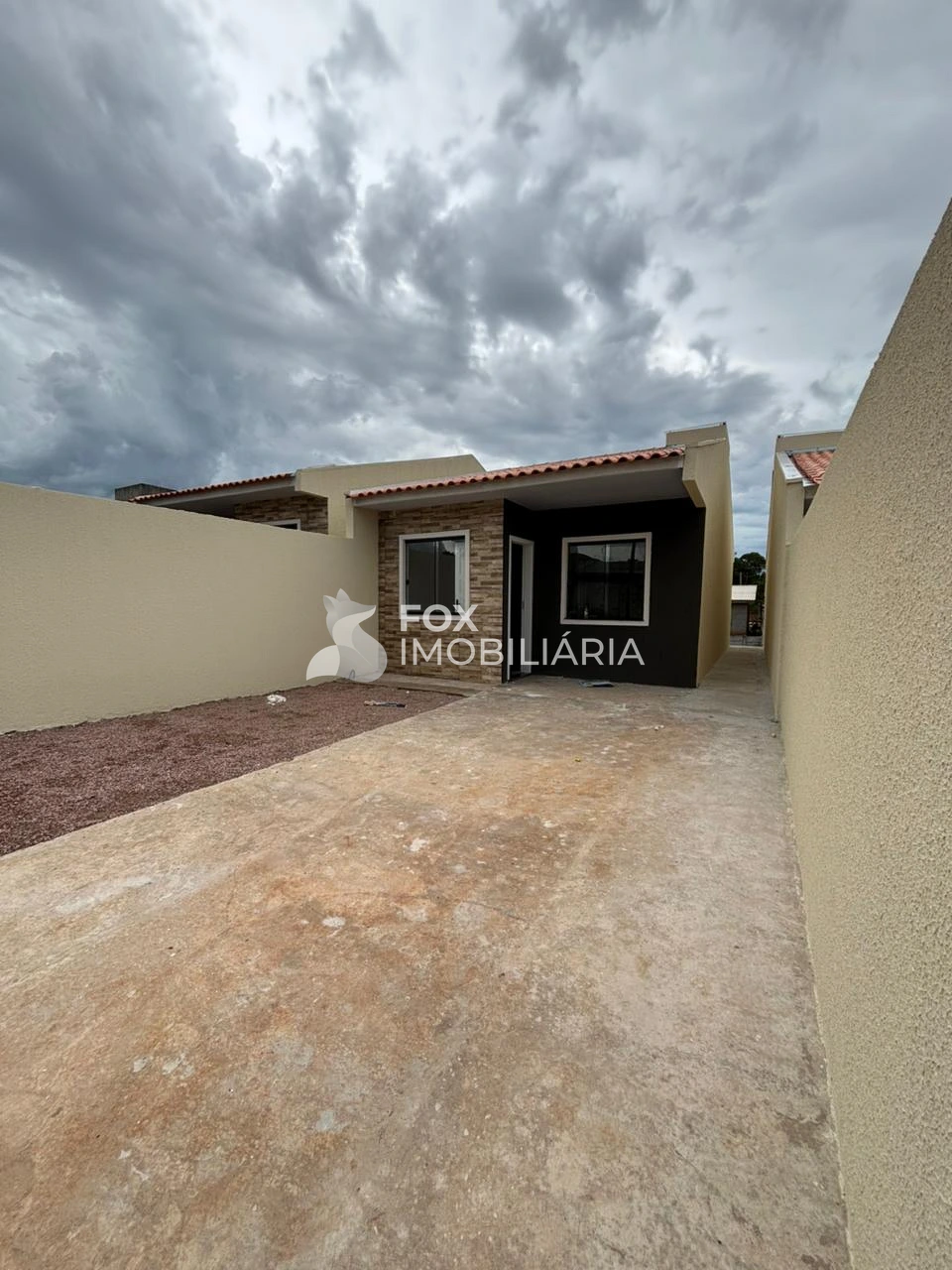 Casa á Venda No Bairro Lagoa Dourada - Neves