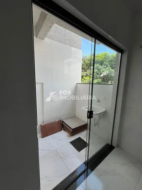 Sobrado à Venda No Bairro Estrela