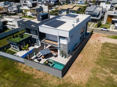 <strong>Casa em condomínio alto padrão</strong>