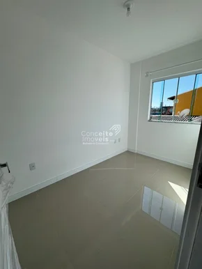 <strong>Laura Régis Residence</strong>