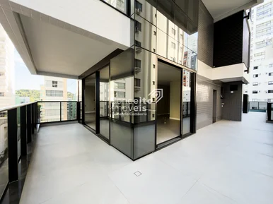 <strong>Edifício Zenith Tower - Quadra Mar</strong>