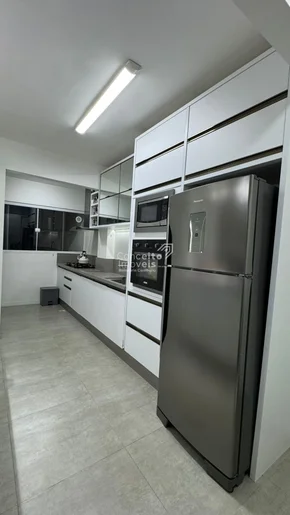 <strong>Apartamento no Edifício Alvin Sandri</strong>