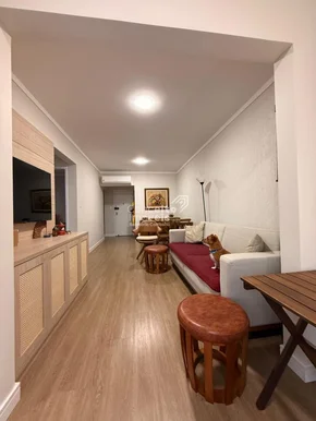 <strong>Apartamento reformado no coração de Balneário Camboriú</strong>