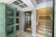 <strong>Sala comercial com grande espaço para serviços e saúde</strong>