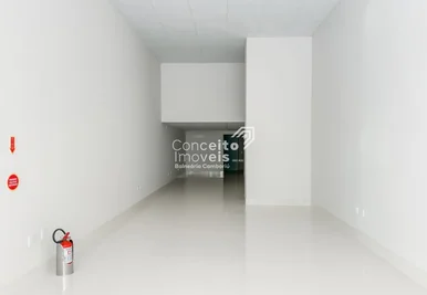 <strong>Loja comercial no edifício Skyline - Pioneiros</strong>