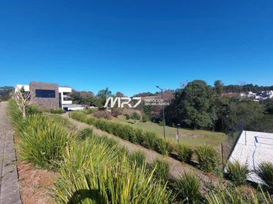 Condomínio Vale Do Vinhedos- Casa Térrea - 3 Suites