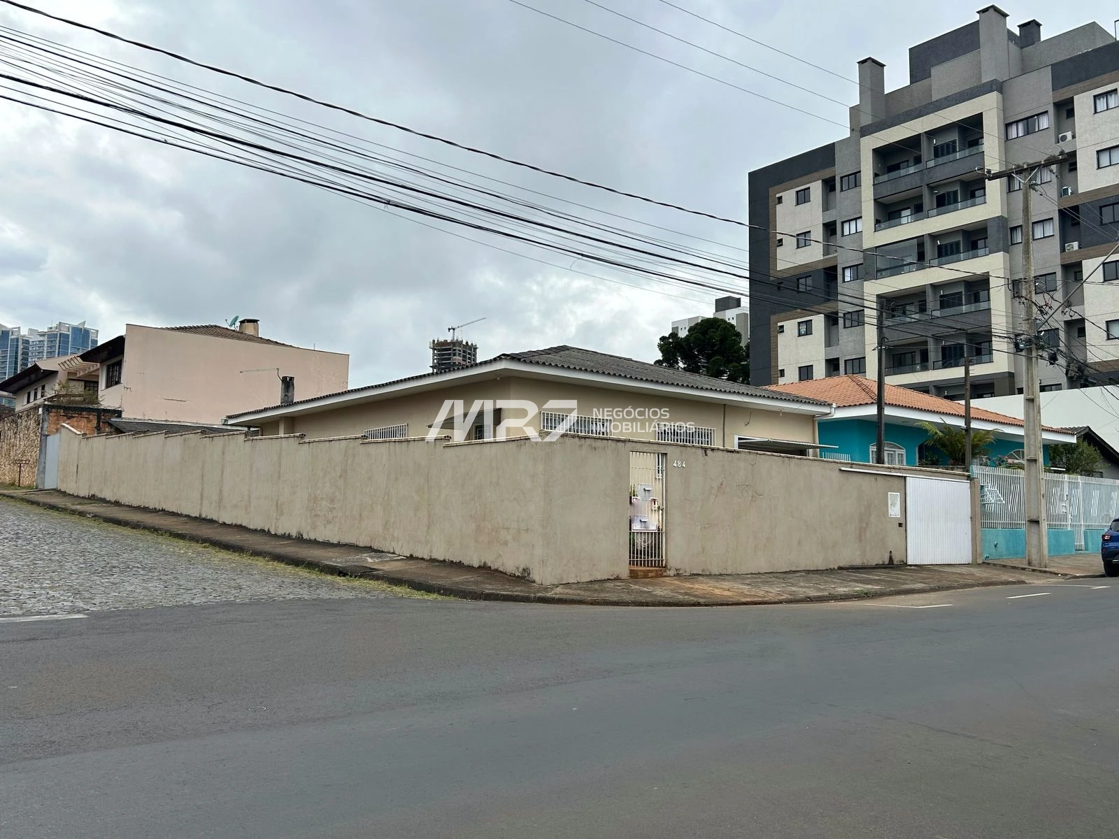 Terreno De Esquina Na Vila Estrela