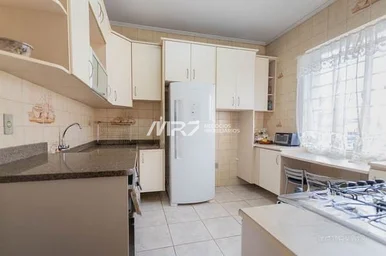 Casa Comercial Equina - Rua Emilio De Menezes - Vila Estrela