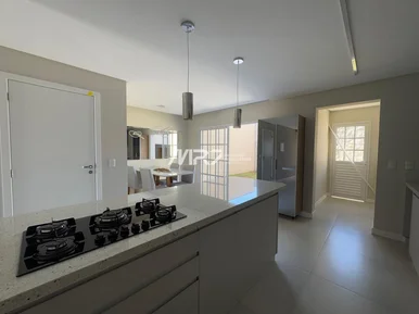 Sobrado à Venda No Condomínio Giardino Montemerano