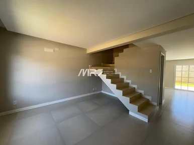 Sobrado à Venda No Condomínio Giardino Montemerano