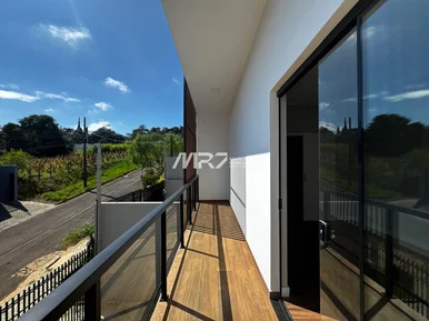 Amplo Sobrado Moderno - Jardim America - 3 Suítes