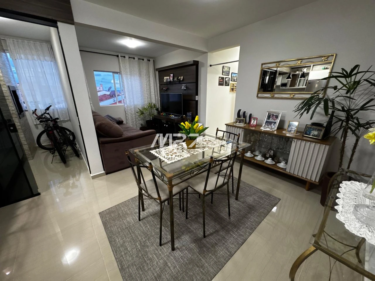 Apartamento Ed. Frankfurt - 3 Quartos - Jd Carvalho