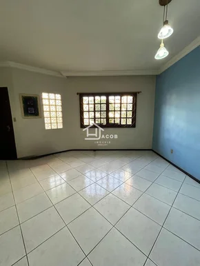 Casa Residencial A Venda Na Praça Duque De Caxias