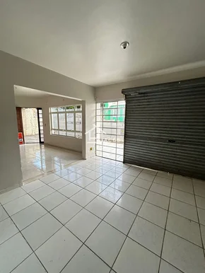 Casa Para Locação  Residencial E Comercial