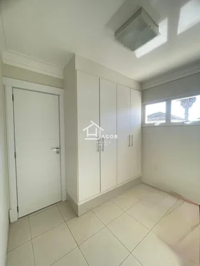 Casa De Alto Padrão No Condomínio  Garden Park -  órfãs