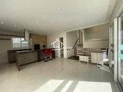 <strong>CASA À VENDA NO CONDOMÍNIO LA DEFENSE</strong>