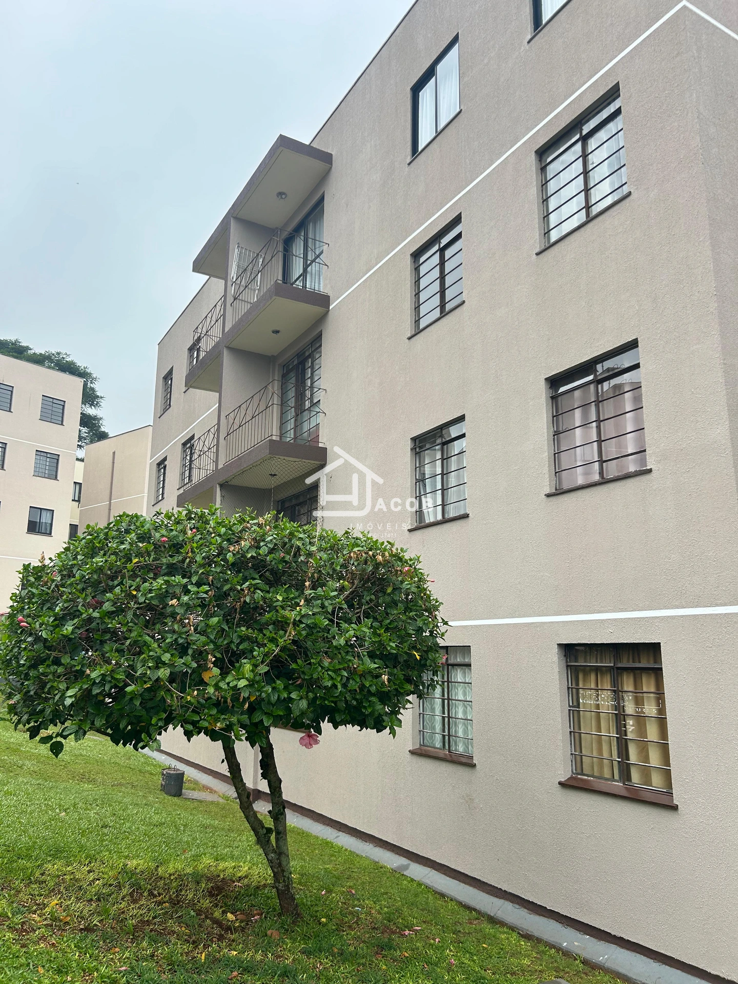 Apartamento No Condomínio Antares