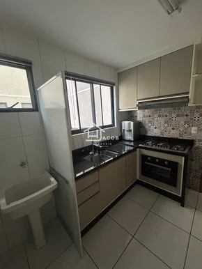 Apartamento No Condomínio Antares