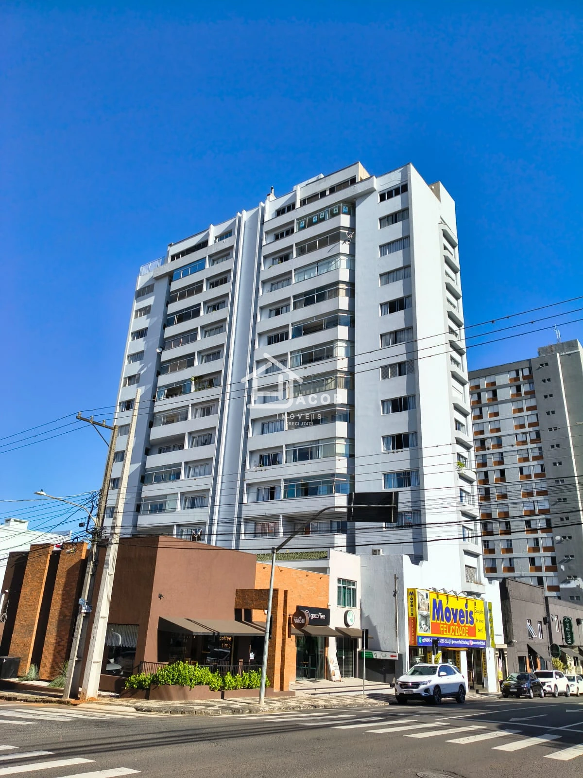 Apartamento  Semi Mobiliado Para Venda E Locação - Centro