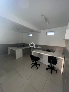 <strong>SALA COMERCIAL PARA LOCAÇÃO NO CENTRO</strong>