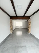 <strong>Sala Comercial</strong> ()