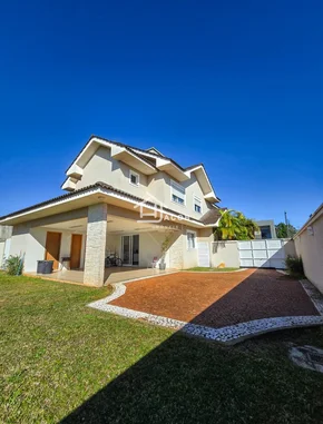 Casa á Venda- Cond. Colina Dos Frades