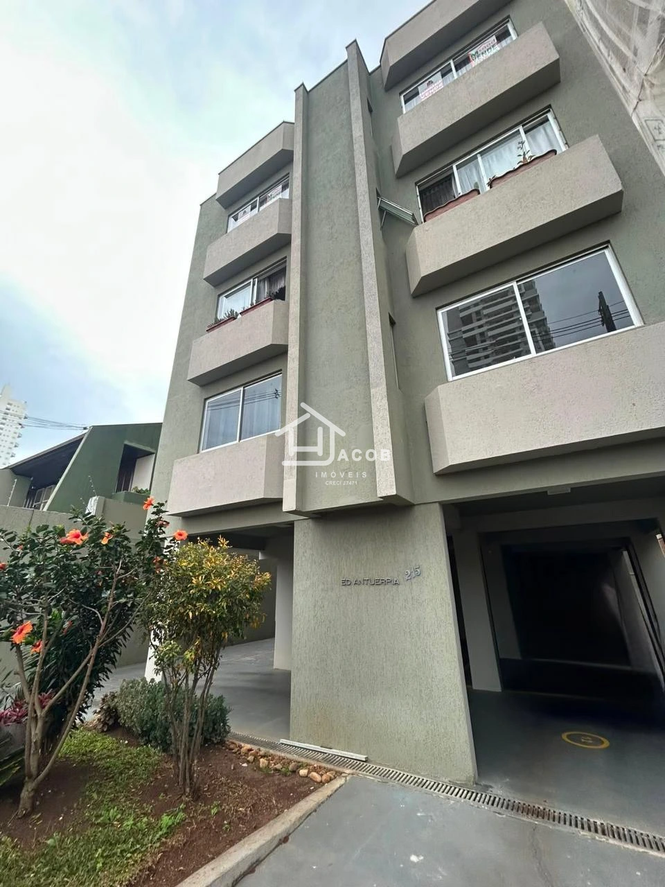Apartamento à Venda No Ed. Antuerpia