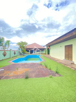 Casa  à  Venda No Jardim Carvalho