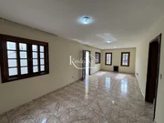 <strong>Terreno de 1.100m² no Centro de Palmeira com Casa</strong>