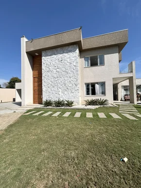 <strong>Casa de alto padrão em Palmeira</strong>