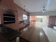 <strong>Casa de 4 quartos no Jd São José</strong>