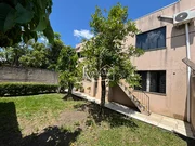 <strong>Casa Comercial</strong> ()