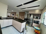 <strong>Sobrado Semimobiliado com 3 Quartos e Suíte à Venda no Green</strong>