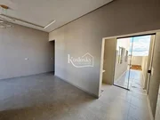 <strong>Casa com 3 quartos (1 suíte) à venda no Lily Bacila</strong>