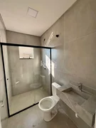 <strong>Casa com 3 quartos (1 suíte) à venda no Lily Bacila</strong>