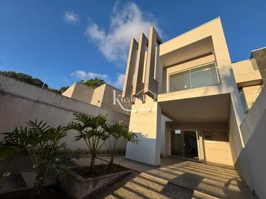<strong>Sobrado novo de 3 Quartos à Venda no Jardim Cristine</strong>