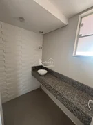 <strong>Sobrado novo de 3 Quartos à Venda no Jardim Cristine</strong>