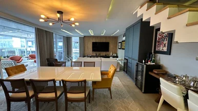 <strong>Condomínio Mandala - Cobertura com 3 dormitórios 253m²</strong>