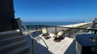 <strong>Cobertura duplex pé na areia em Matinhos/PR</strong>