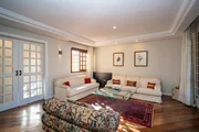 <strong>Casa espetacular no Hugo Lange 465m²</strong>