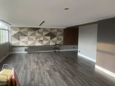 <strong>Conceito Imóveis Vende Apartamento - Bigorrilho Hugo Peretti</strong>