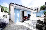 <strong>Casa em Condomínio</strong>&nbsp;<small>(3 dormit&oacute;rios)</small>