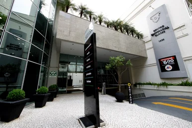 <strong>Conceito Imóveis Vende Sala Comercial no Edifício Glaser.</strong>