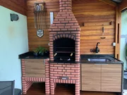 <strong>Conceito Imóveis Vende linda casa 3 quartos com churrasqueira.</strong>